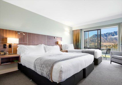 Holiday Inn Queenstown Frankton Road Packages